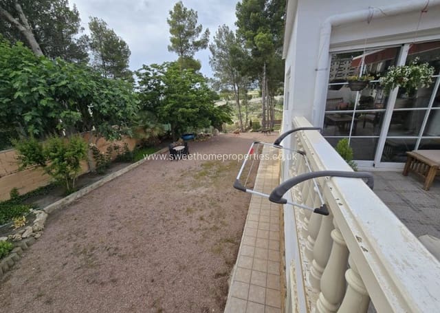 3 soveværelse Finca/Landehus til salg i Sax med swimmingpool garage - € 269.995 (Ref: 9720687)