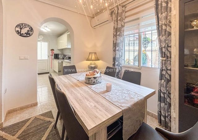 5 soverom Villa til salgs i Monforte del Cid med svømmebasseng - € 384 950 (Ref: 9720688)