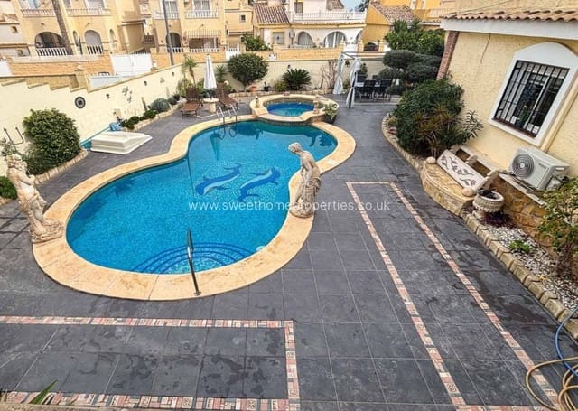 5 soverom Villa til salgs i Monforte del Cid med svømmebasseng - € 384 950 (Ref: 9720688)