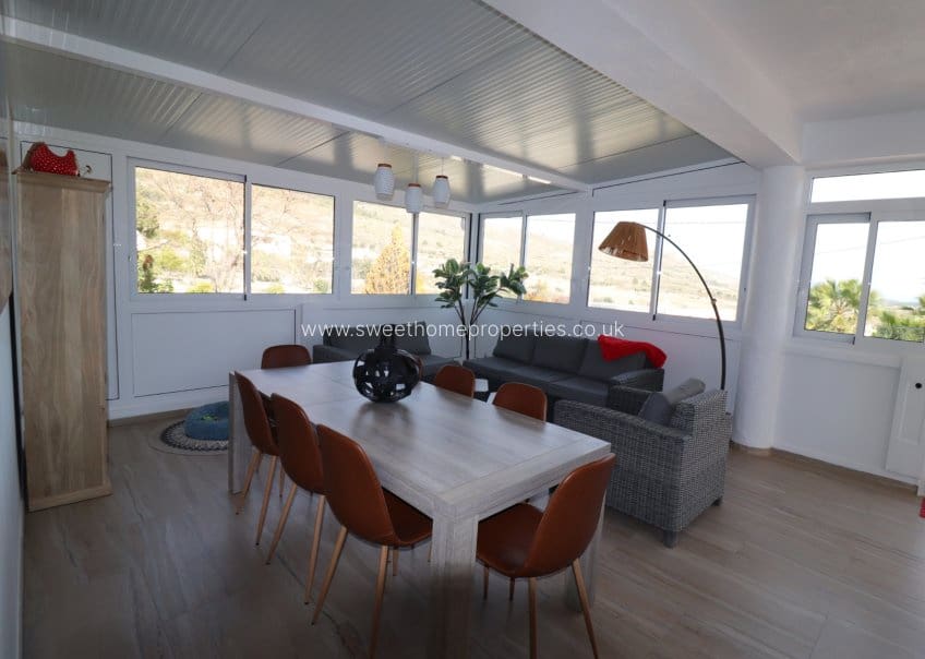 4 Zimmer Finca/Landgut zu verkaufen in La Romana mit Pool Garage - 379.000 € (Ref: 9720689)