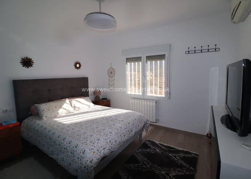 4 Zimmer Finca/Landgut zu verkaufen in La Romana mit Pool Garage - 379.000 € (Ref: 9720689)