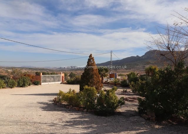 4 Zimmer Finca/Landgut zu verkaufen in La Romana mit Pool Garage - 379.000 € (Ref: 9720689)