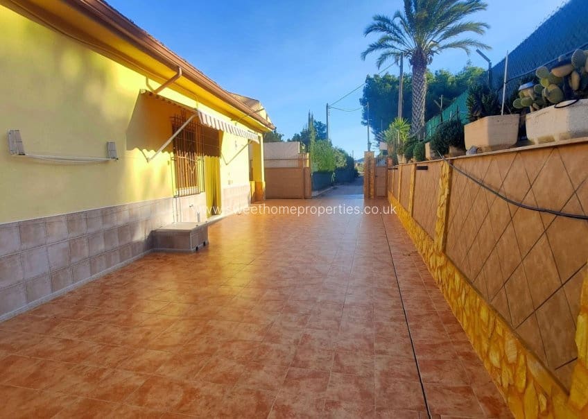 6 bedroom Finca/Country House for sale in Aspe with pool garage - € 360,000 (Ref: 9720690)