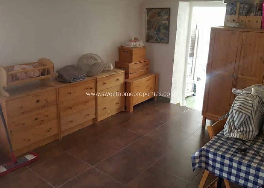 4 Zimmer Finca/Landgut zu verkaufen in La Romana mit Pool - 199.000 € (Ref: 9720691)