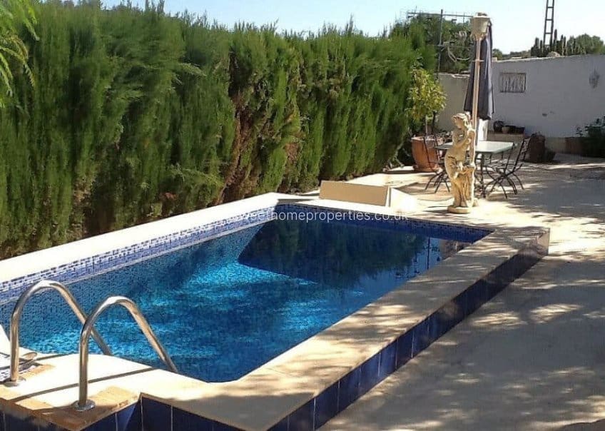 4 Zimmer Finca/Landgut zu verkaufen in La Romana mit Pool - 199.000 € (Ref: 9720691)