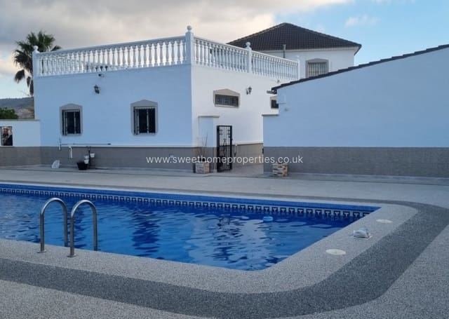 Finca/Casa Rural de 6 habitaciones en Hondón de los Frailes en venta con piscina - 595.000 € (Ref: 9720692)