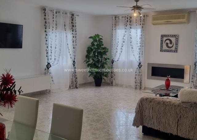 Finca/Casa Rural de 6 habitaciones en Hondón de los Frailes en venta con piscina - 595.000 € (Ref: 9720692)