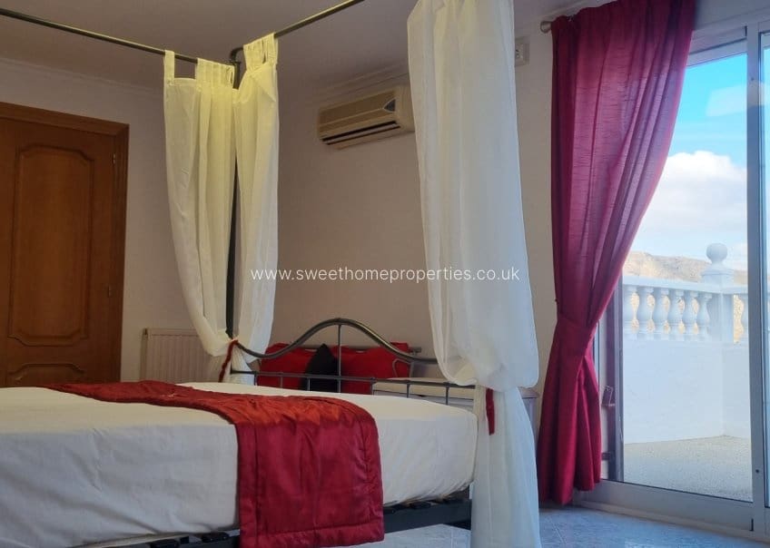 6 bedroom Finca/Country House for sale in Hondon de los Frailes with pool - € 595,000 (Ref: 9720692)