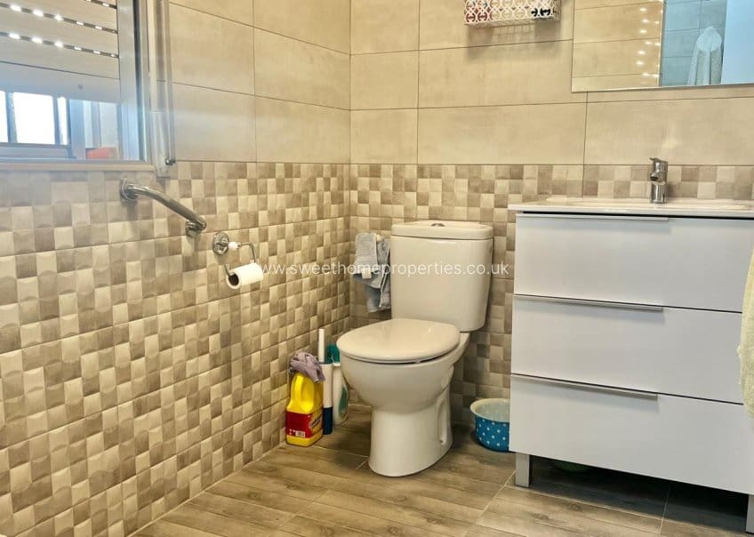 5 bedroom Finca/Country House for sale in Crevillente / Crevillent with pool - € 195,000 (Ref: 9720814)