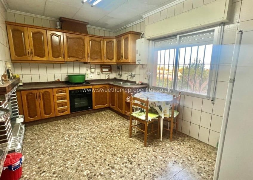 5 bedroom Finca/Country House for sale in Crevillente / Crevillent with pool - € 195,000 (Ref: 9720814)