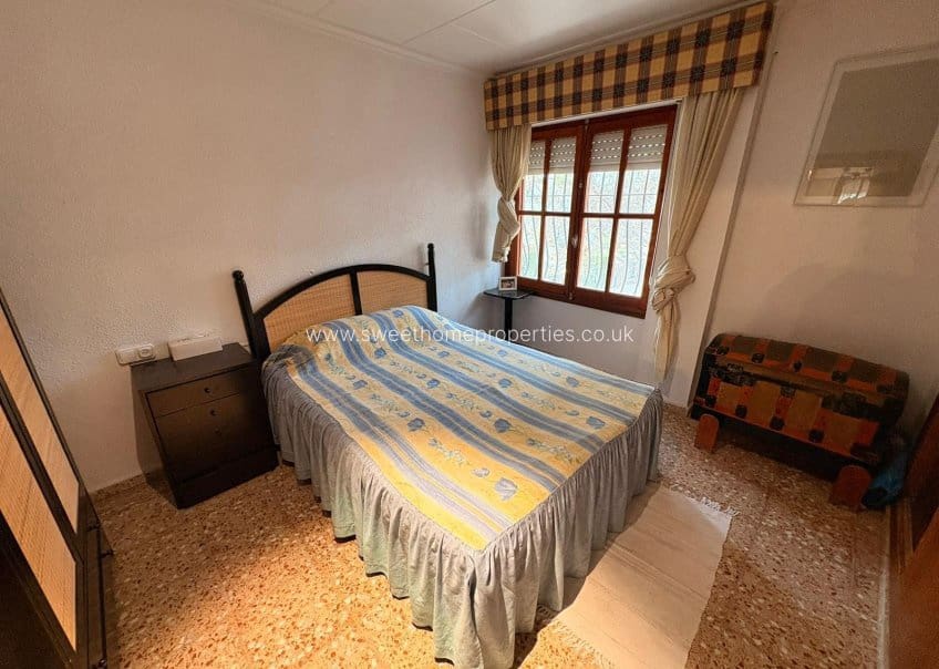 4 soveværelse Finca/Landehus til salg i Sax med swimmingpool - € 315.000 (Ref: 9720815)