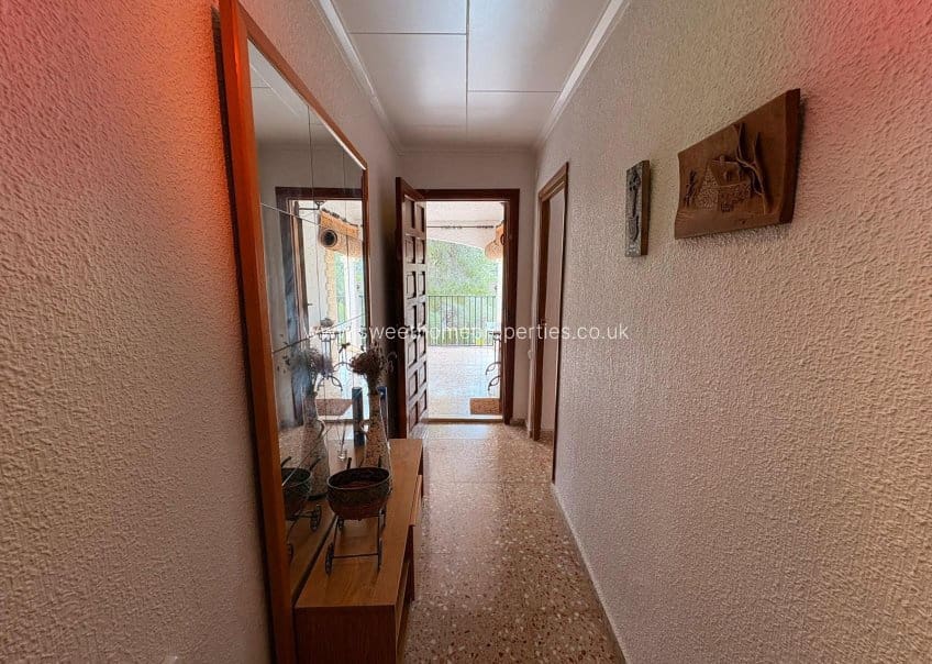 4 soveværelse Finca/Landehus til salg i Sax med swimmingpool - € 315.000 (Ref: 9720815)