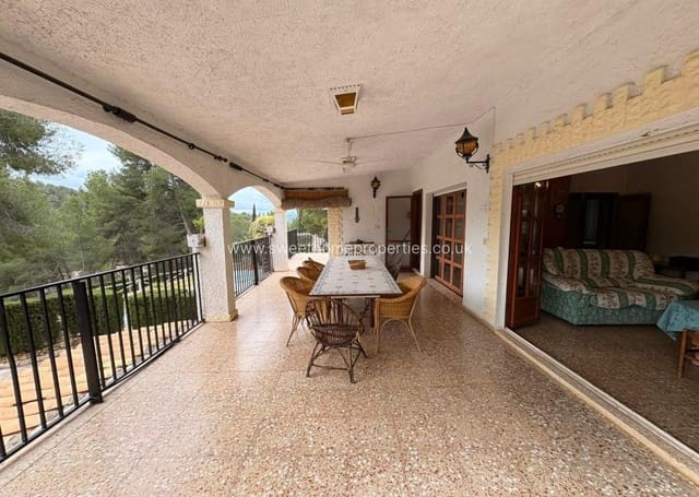 4 soveværelse Finca/Landehus til salg i Sax med swimmingpool - € 315.000 (Ref: 9720815)