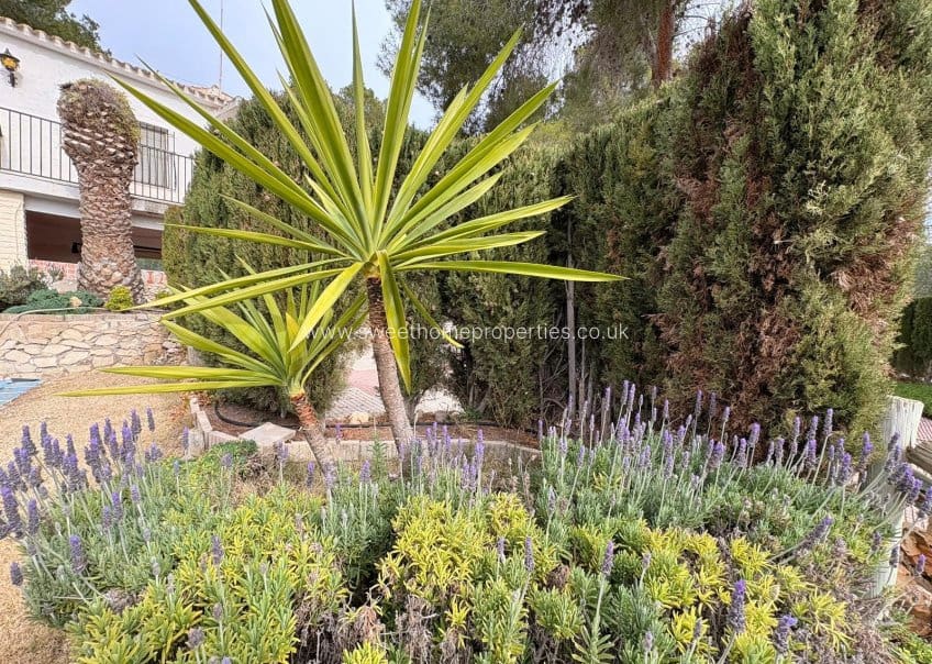 4 soveværelse Finca/Landehus til salg i Sax med swimmingpool - € 315.000 (Ref: 9720815)