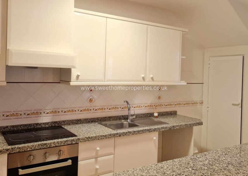 2 quarto Casa em Banda para venda em Villamartin com piscina - 229 000 € (Ref: 9730446)