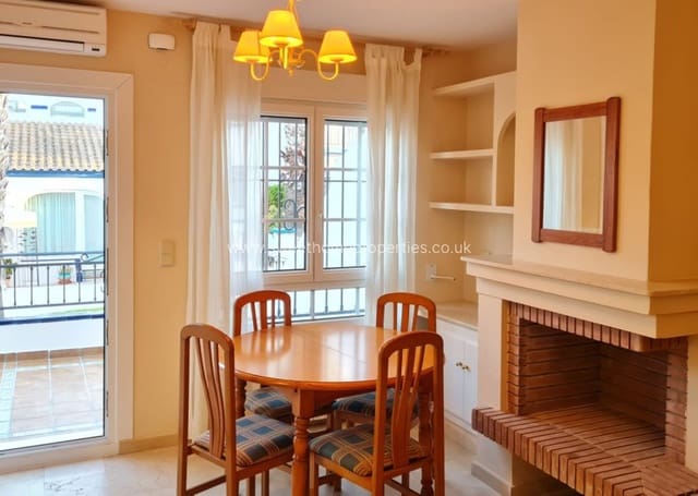 2 quarto Casa em Banda para venda em Villamartin, Orihuela com piscina - 229 000 € (Ref: 9730446)