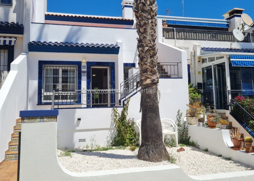 2 soverom Hus til salgs i Villamartin med svømmebasseng - € 229 000 (Ref: 9730446)