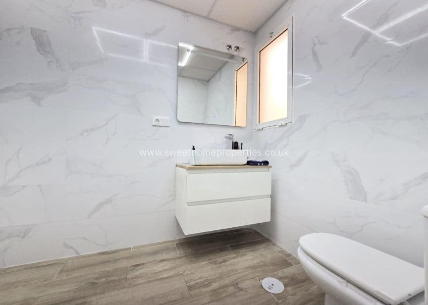 3 bedroom Apartment for sale in Aspe with garage - € 160,000 (Ref: 9731206)