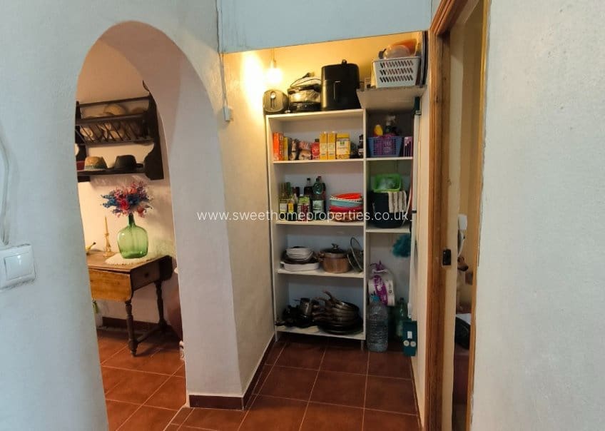 5 bedroom Finca/Country House for sale in Fortuna with pool - € 245,000 (Ref: 9733879)