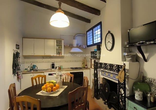 5 bedroom Finca/Country House for sale in Fortuna with pool - € 245,000 (Ref: 9733879)