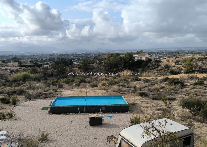 5 bedroom Finca/Country House for sale in Fortuna with pool - € 245,000 (Ref: 9733879)