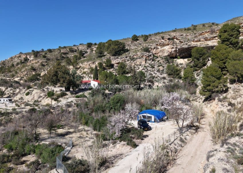 5 bedroom Finca/Country House for sale in Fortuna with pool - € 245,000 (Ref: 9733879)