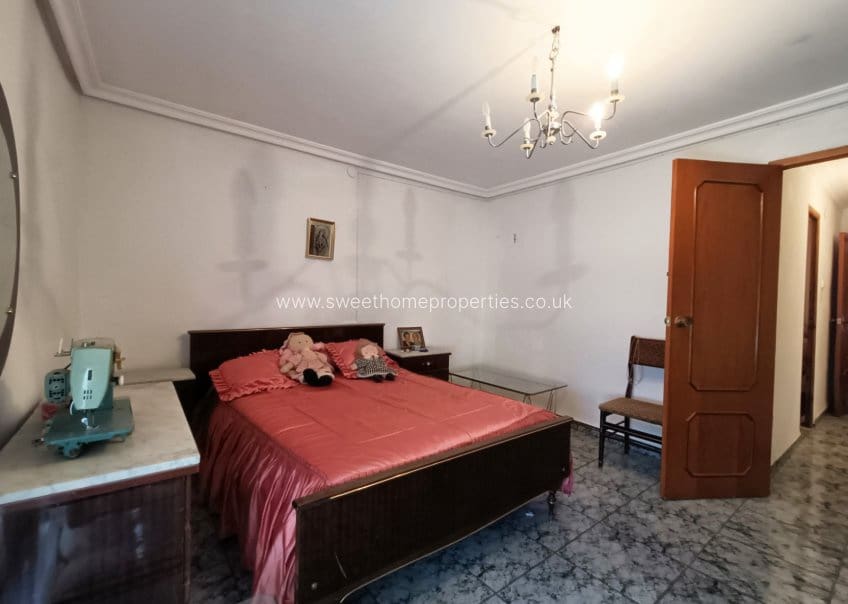 4 soveværelse Byhus til salg i Hondon de los Frailes - € 120.000 (Ref: 9783528)