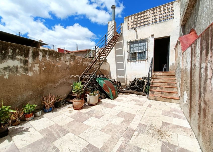 4 soveværelse Byhus til salg i Hondon de los Frailes - € 120.000 (Ref: 9783528)