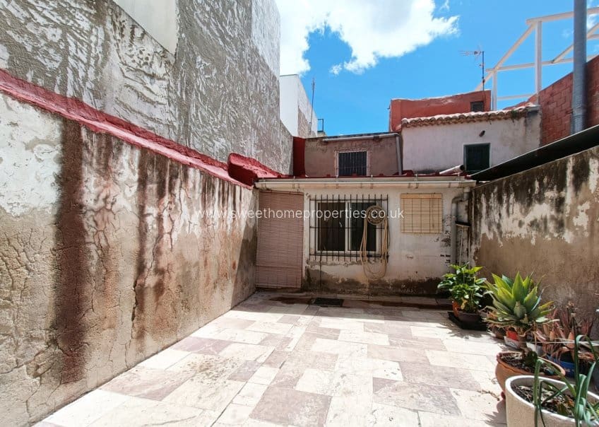 4 soveværelse Byhus til salg i Hondon de los Frailes - € 120.000 (Ref: 9783528)