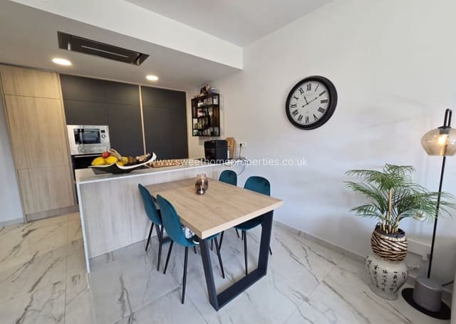 2 camera da letto Appartamento in vendita in Los Altos con piscina garage - 299.900 € (Rif: 9783530)