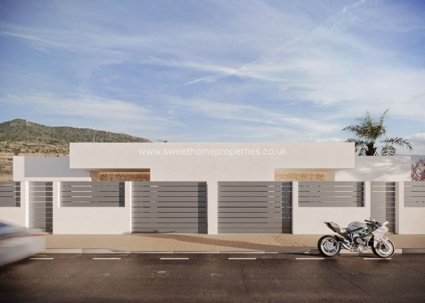 3 soverom Villa til salgs i La Romana med svømmebasseng garasje - € 270 000 (Ref: 9789743)