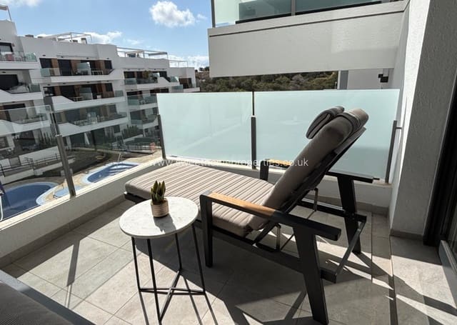 2 soveværelse Lejlighed til salg i Villamartin, Orihuela med swimmingpool garage - € 249.900 (Ref: 9800795)