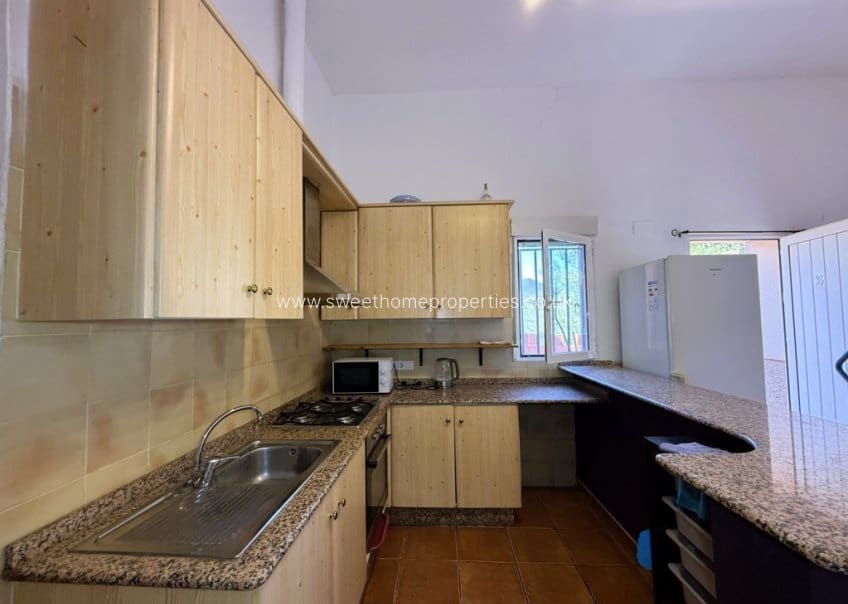 Casa de 2 habitaciones en Pinoso en venta - 99.950 € (Ref: 9805667)