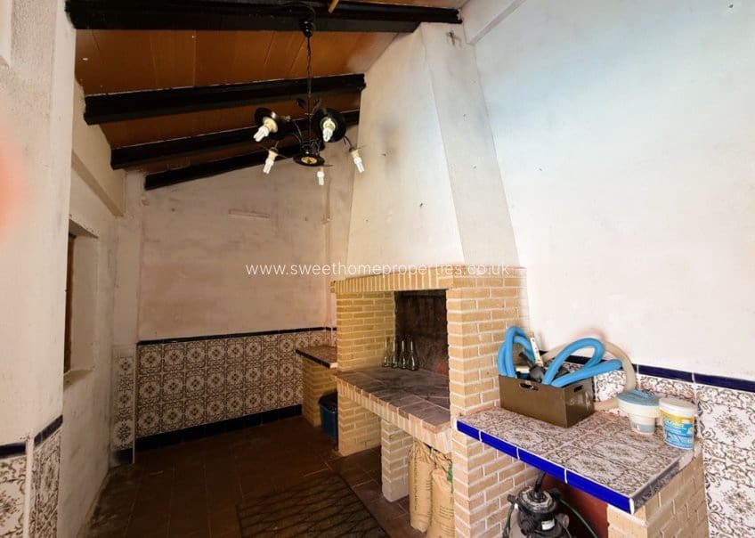 Casa de 2 habitaciones en Pinoso en venta - 99.950 € (Ref: 9805667)