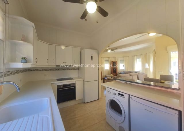 5 sypialnia Willa na sprzedaż w Villamartin, Orihuela z basenem garażem - 499 950 € (Ref: 9805668)