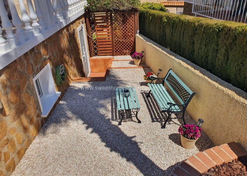 5 sypialnia Willa na sprzedaż w Villamartin z basenem garażem - 499 950 € (Ref: 9805668)