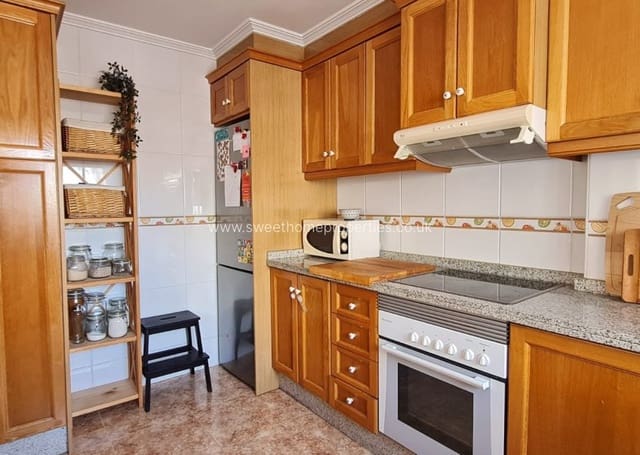 3 quarto Casa em Banda para venda em Villamartin, Orihuela com piscina garagem - 285 000 € (Ref: 9807392)