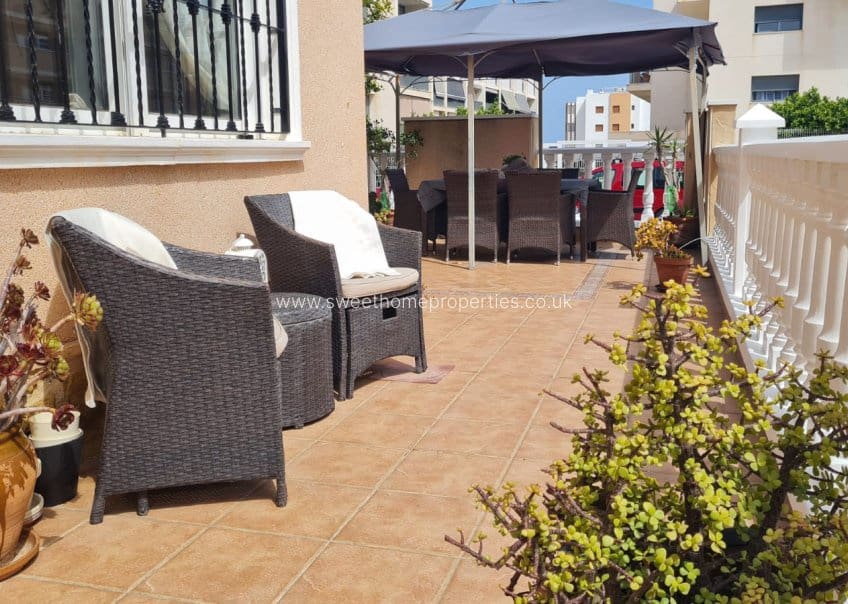 3 quarto Casa em Banda para venda em Villamartin com piscina garagem - 285 000 € (Ref: 9807392)