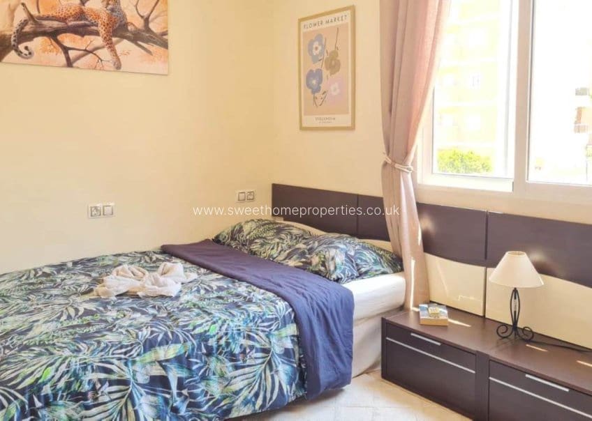 3 bedroom Townhouse for sale in Villamartin with pool garage - € 255,000 (Ref: 9807392)