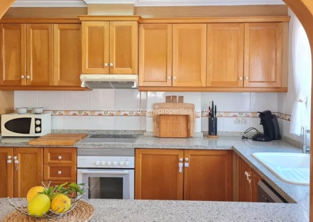 3 sypialnia Dom na sprzedaż w Villamartin, Orihuela z basenem garażem - 255 000 € (Ref: 9807392)