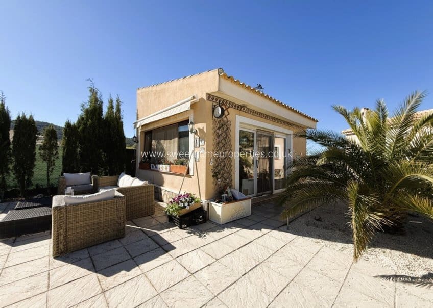 4 soveværelse Finca/Landehus til salg i Canada de la Lena med swimmingpool - € 350.000 (Ref: 9809775)