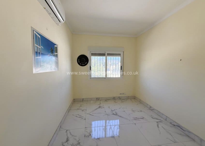 3 quarto Quinta/Casa Rural para venda em Pinoso com piscina garagem - 300 000 € (Ref: 9809776)
