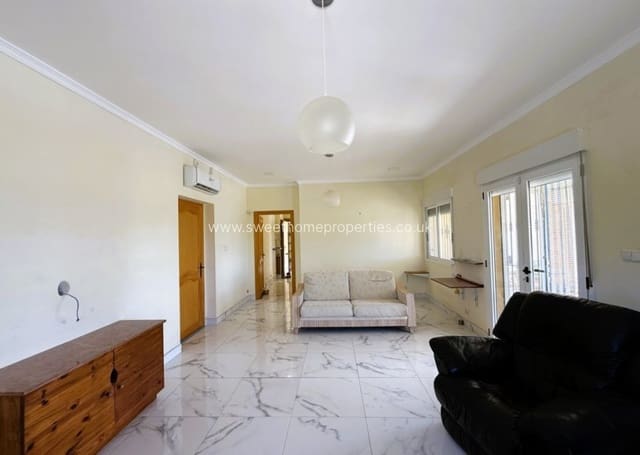 3 quarto Quinta/Casa Rural para venda em Pinoso com piscina garagem - 300 000 € (Ref: 9809776)