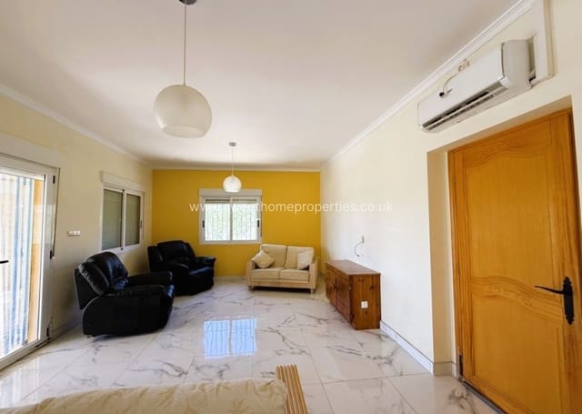 3 quarto Quinta/Casa Rural para venda em Pinoso com piscina garagem - 300 000 € (Ref: 9809776)