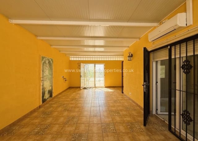3 quarto Quinta/Casa Rural para venda em Pinoso com piscina garagem - 300 000 € (Ref: 9809776)