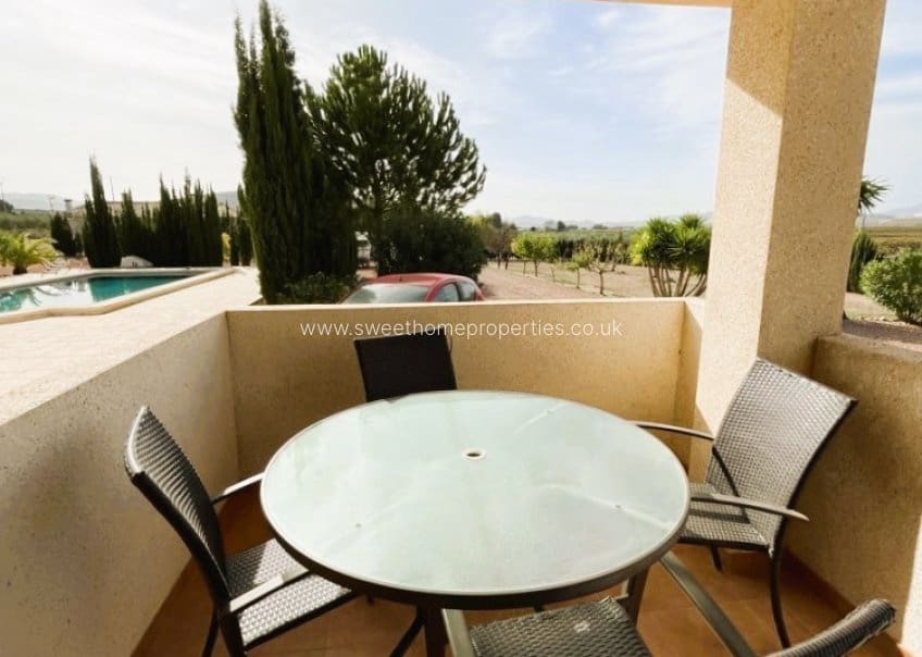 4 slaapkamer Finca/Landhuis te koop in Pinoso met zwembad garage - € 300.000 (Ref: 9810368)