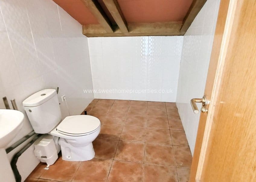 4 sypialnia Finka/Dom wiejski na sprzedaż w La Romana z basenem garażem - 345 000 € (Ref: 9815003)