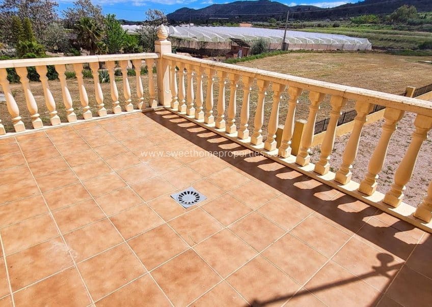 4 sypialnia Finka/Dom wiejski na sprzedaż w La Romana z basenem garażem - 345 000 € (Ref: 9815003)