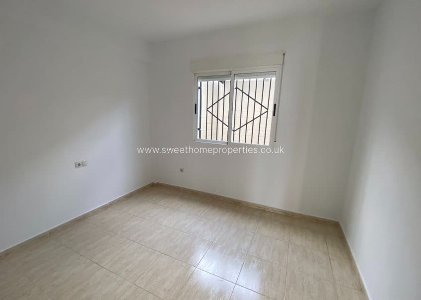 Casa de 4 habitaciones en Salinas en venta con garaje - 125.000 € (Ref: 9815091)