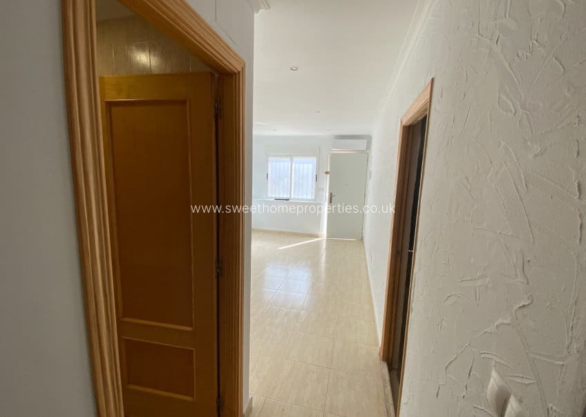 Casa de 4 habitaciones en Salinas en venta con garaje - 125.000 € (Ref: 9815091)